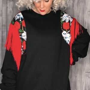 sudadera calavera y rosas fleco rojo