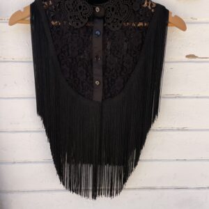Cuello flecos encaje